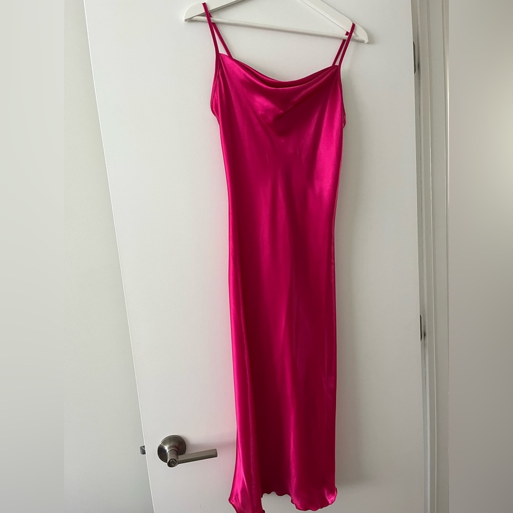Hot pink midi Bebe dress!